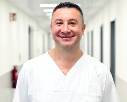 Dmytro Honcharyuk, Leitender Oberarzt